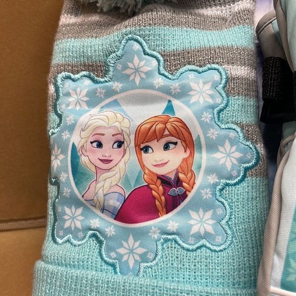 Disney frozen 3M insulate it Hat and ski club set - Picture 3 of 4